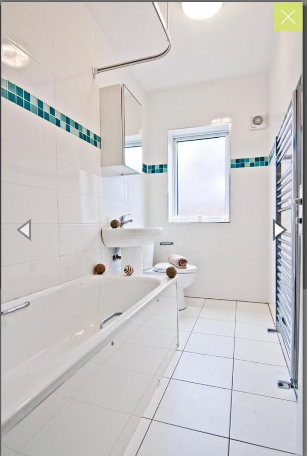 Budget Double Room Close To Leeds University And City Centre Exterior foto